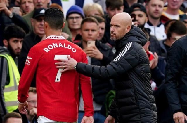 九游体育网页-滕哈赫：处罚C罗是要维护准则，我更喜欢队里有C罗