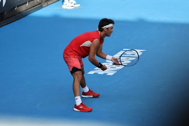 布云朝克特：当冲击者成了被冲击者